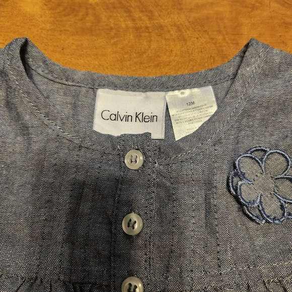 Calvin Klein baby girl dress 12M - Picture 2 of 10
